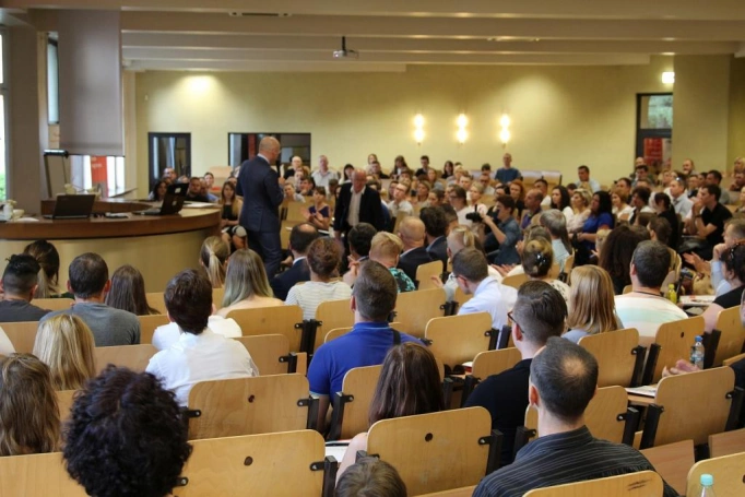 Zdjęcie nr 14 z galerii Tydzień Bezpłatnych Szkoleń - prawie 5 tys. uczestników szkoliło się w Akademii WSB