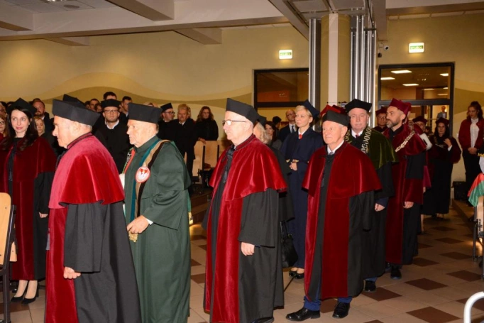 Zdjęcie nr 3 z galerii Inauguracja roku akademickiego 2018/2019 - już za nami