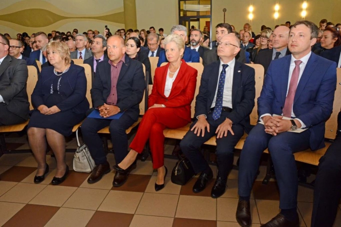 Zdjęcie nr 27 z galerii Inauguracja roku akademickiego 2018/2019 - już za nami