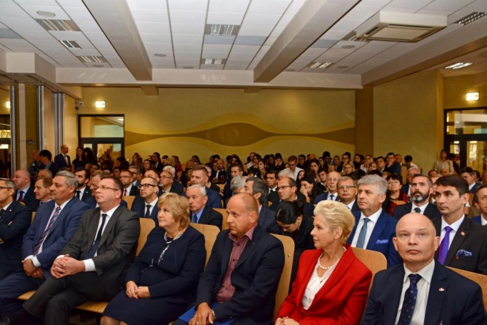 Zdjęcie nr 36 z galerii Inauguracja roku akademickiego 2018/2019 - już za nami
