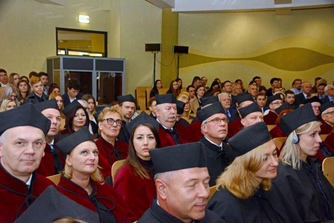 Zdjęcie nr 34 z galerii Inauguracja roku akademickiego 2018/2019 - już za nami