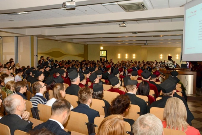 Zdjęcie nr 5 z galerii Inauguracja roku akademickiego 2018/2019 - już za nami