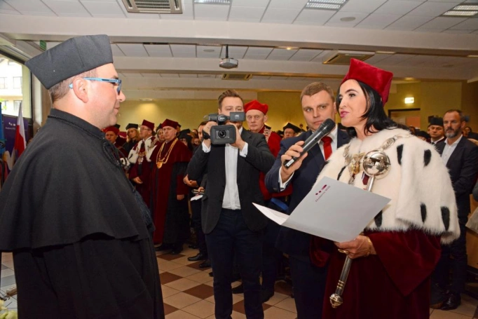 Zdjęcie nr 54 z galerii Inauguracja roku akademickiego 2018/2019 - już za nami