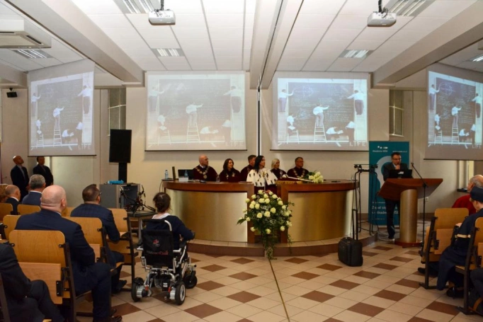 Zdjęcie nr 60 z galerii Inauguracja roku akademickiego 2018/2019 - już za nami