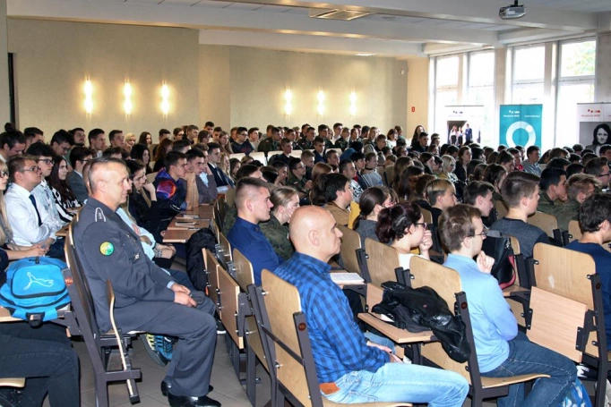 Zdjęcie nr 13 z galerii Bezpiecznie już było? Spotkanie z gen. Romanem Polko oraz dr Pauliną Polko