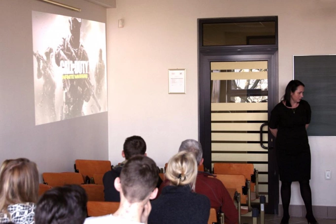 Zdjęcie nr 18 z galerii Bezpiecznie już było? Spotkanie z gen. Romanem Polko oraz dr Pauliną Polko