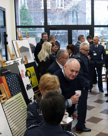 Zdjęcie nr 17 z galerii Konferencja naukowa na temat Praw Człowieka