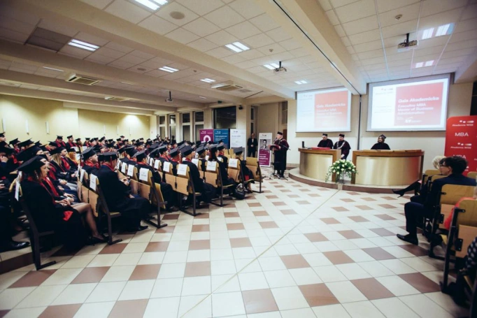 Zdjęcie nr 8 z galerii Gala akademicka Executive MBA oraz Master of Business Administration (Partner kierunku: EY Academy of Business)