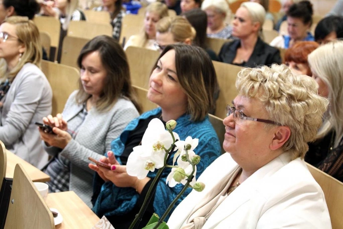 Zdjęcie nr 10 z galerii 100 kobiet Akademii WSB na 100 lat