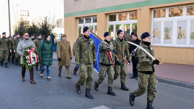 Zdjęcie nr 10 z galerii Dzień podchorążego w Akademii WSB