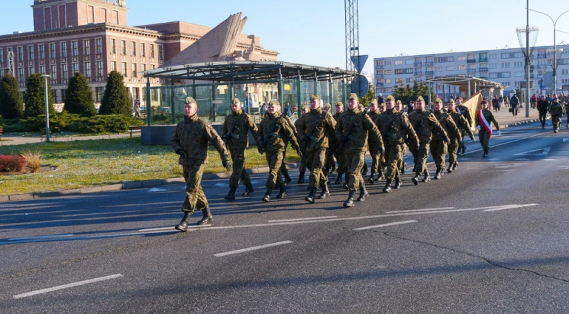 Zdjęcie nr 15 z galerii Dzień podchorążego w Akademii WSB