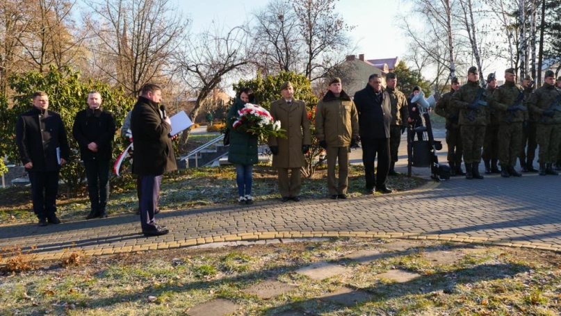 Zdjęcie nr 25 z galerii Dzień podchorążego w Akademii WSB