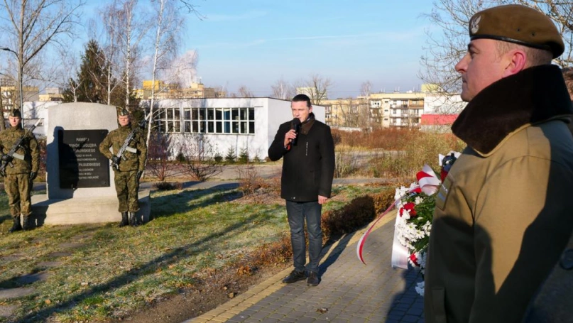 Zdjęcie nr 27 z galerii Dzień podchorążego w Akademii WSB