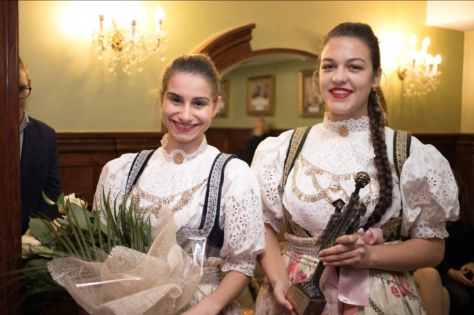 Zdjęcie nr 16 z galerii Jubileusz 10-lecia Wydziału Zamiejscowego w Cieszynie połączony z uroczystą Inauguracją Instytutu Studiów nad Współpracą Terytorialną i Międzyorganizacyjną