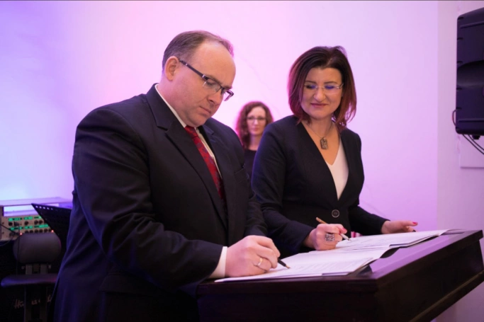 Zdjęcie nr 26 z galerii Jubileusz 10-lecia Wydziału Zamiejscowego w Cieszynie połączony z uroczystą Inauguracją Instytutu Studiów nad Współpracą Terytorialną i Międzyorganizacyjną