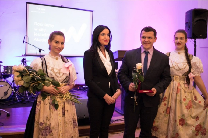 Zdjęcie nr 32 z galerii Jubileusz 10-lecia Wydziału Zamiejscowego w Cieszynie połączony z uroczystą Inauguracją Instytutu Studiów nad Współpracą Terytorialną i Międzyorganizacyjną