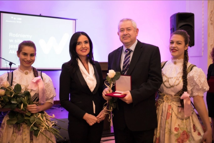 Zdjęcie nr 37 z galerii Jubileusz 10-lecia Wydziału Zamiejscowego w Cieszynie połączony z uroczystą Inauguracją Instytutu Studiów nad Współpracą Terytorialną i Międzyorganizacyjną