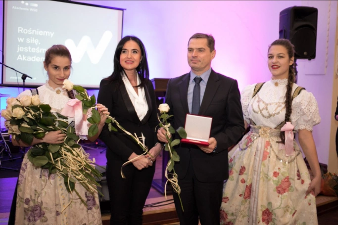 Zdjęcie nr 45 z galerii Jubileusz 10-lecia Wydziału Zamiejscowego w Cieszynie połączony z uroczystą Inauguracją Instytutu Studiów nad Współpracą Terytorialną i Międzyorganizacyjną