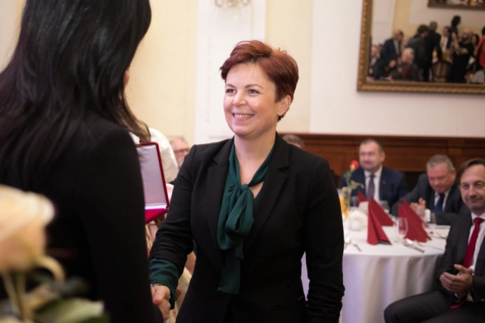Zdjęcie nr 49 z galerii Jubileusz 10-lecia Wydziału Zamiejscowego w Cieszynie połączony z uroczystą Inauguracją Instytutu Studiów nad Współpracą Terytorialną i Międzyorganizacyjną
