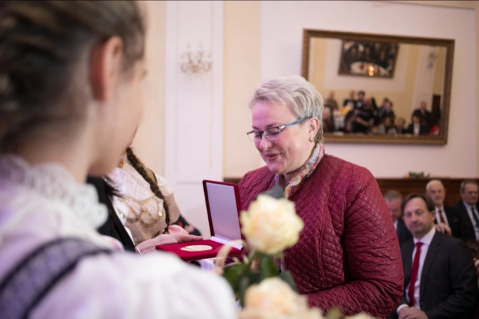 Zdjęcie nr 51 z galerii Jubileusz 10-lecia Wydziału Zamiejscowego w Cieszynie połączony z uroczystą Inauguracją Instytutu Studiów nad Współpracą Terytorialną i Międzyorganizacyjną