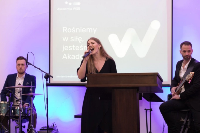 Zdjęcie nr 76 z galerii Jubileusz 10-lecia Wydziału Zamiejscowego w Cieszynie połączony z uroczystą Inauguracją Instytutu Studiów nad Współpracą Terytorialną i Międzyorganizacyjną