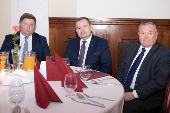 Zdjęcie nr 77 z galerii Jubileusz 10-lecia Wydziału Zamiejscowego w Cieszynie połączony z uroczystą Inauguracją Instytutu Studiów nad Współpracą Terytorialną i Międzyorganizacyjną