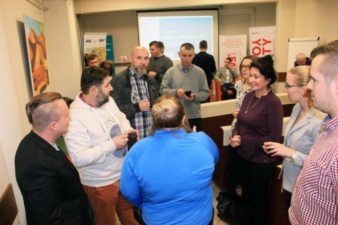 Zdjęcie nr 12 z galerii Czy lean, industry 4.0 i recycling to wrogowie czy dobrzy przyjaciele? Debata Nauka-Biznes