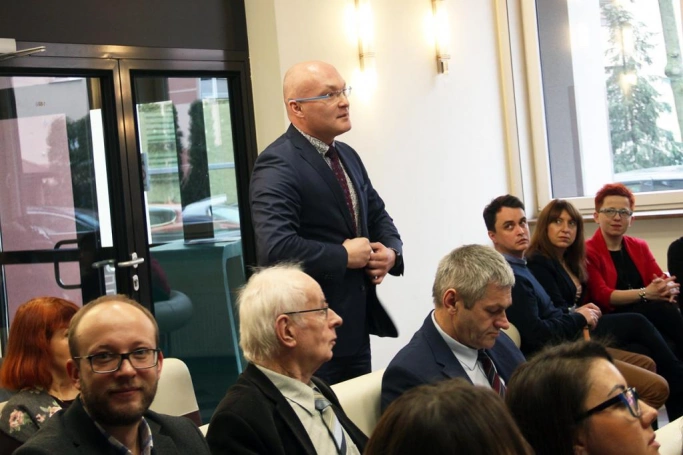 Zdjęcie nr 9 z galerii Spotkanie z prof. drem hab. Łukaszem Sułkowskim 