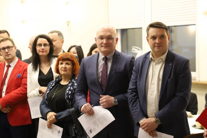 Zdjęcie nr 3 z galerii Spotkanie wigilijno-noworoczne w Akademii WSB