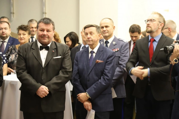 Zdjęcie nr 8 z galerii Spotkanie wigilijno-noworoczne w Akademii WSB