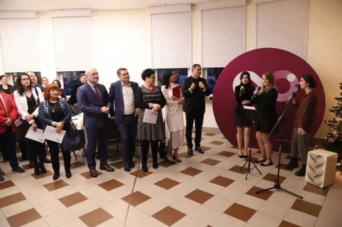 Zdjęcie nr 25 z galerii Spotkanie wigilijno-noworoczne w Akademii WSB