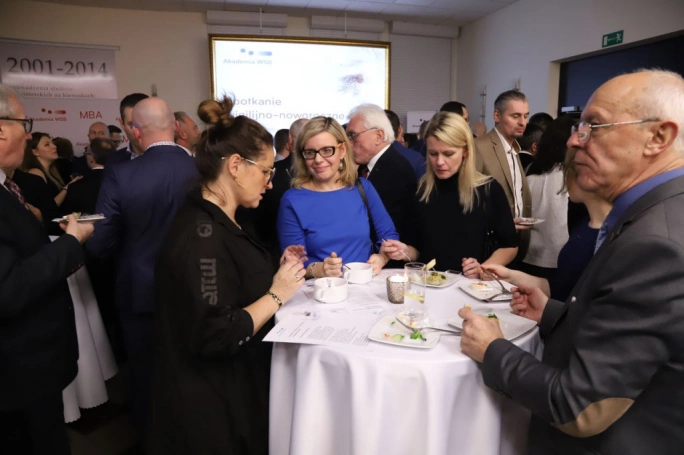Zdjęcie nr 31 z galerii Spotkanie wigilijno-noworoczne w Akademii WSB