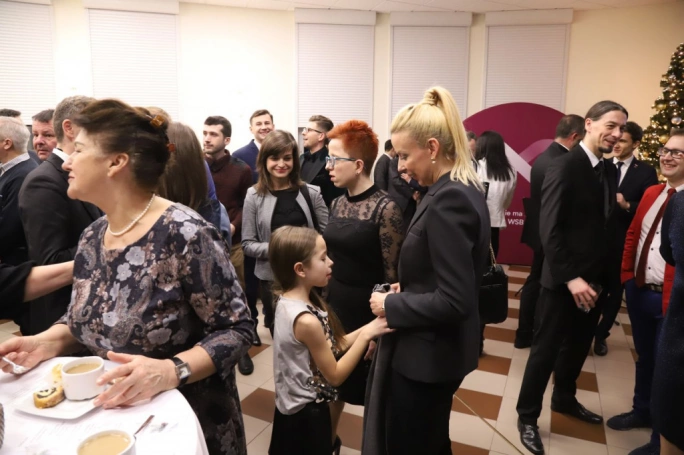 Zdjęcie nr 32 z galerii Spotkanie wigilijno-noworoczne w Akademii WSB