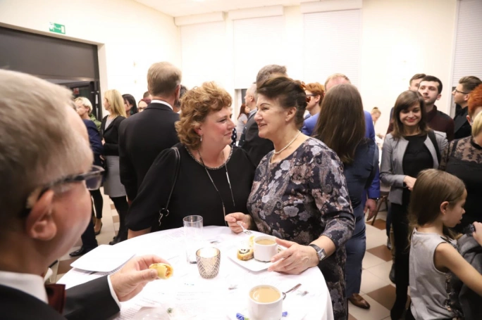 Zdjęcie nr 33 z galerii Spotkanie wigilijno-noworoczne w Akademii WSB