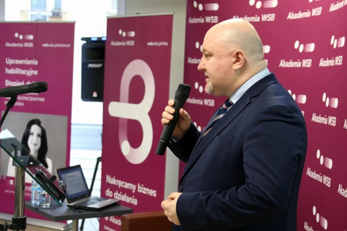 Zdjęcie nr 2 z galerii Spotkanie z doktorem Aleksandrem Dańdą