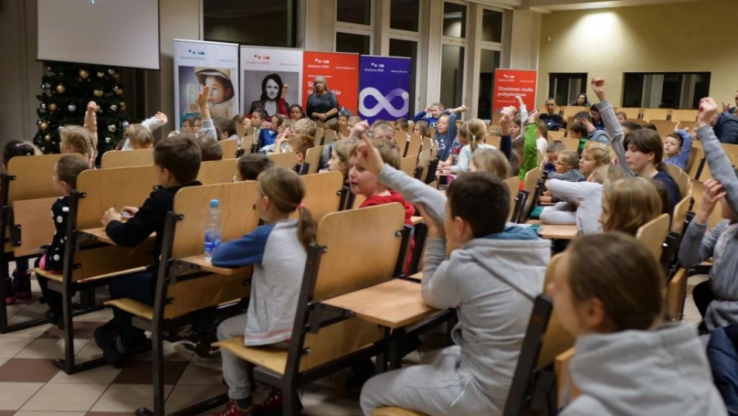 Zdjęcie nr 16 z galerii „Świat jest z klocków” – wykład dra Tomasza Rożka w Akademii WSB
