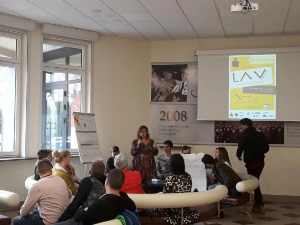 Zdjęcie nr 4 z galerii Warsztaty prawnicze oraz spotkanie Programu Erasmus+