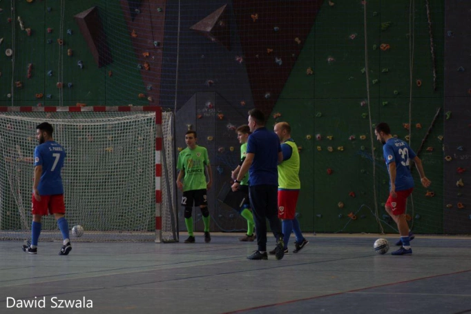 Zdjęcie nr 7 z galerii Wychowanie dzieci i młodzieży przez sport - Nowe możliwości - Futsal