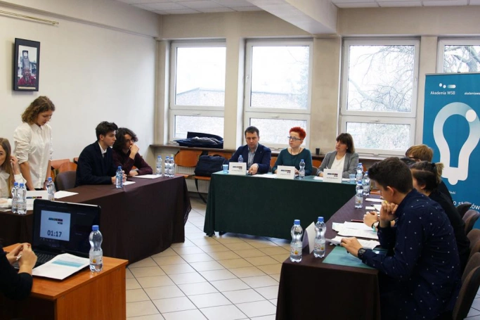 Zdjęcie nr 3 z galerii Po oksfordzku w Akademii WSB