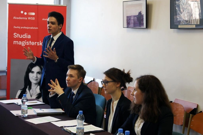 Zdjęcie nr 10 z galerii Po oksfordzku w Akademii WSB