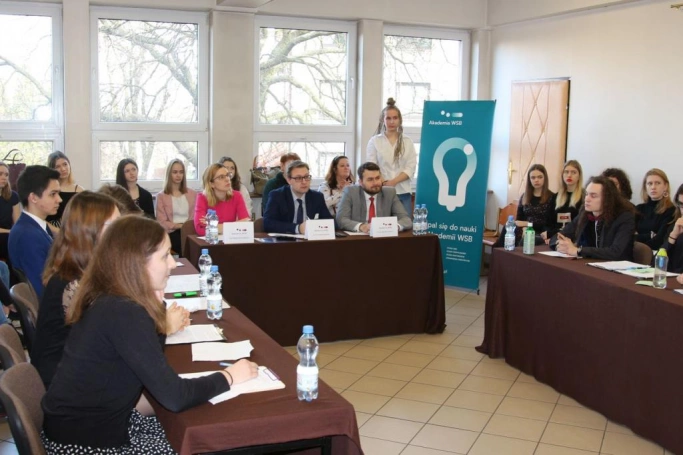 Zdjęcie nr 5 z galerii  Finał IV Turnieju Debat Oksfordzkich. "Złoty Argument 2019" w rękach liceum z Tychów