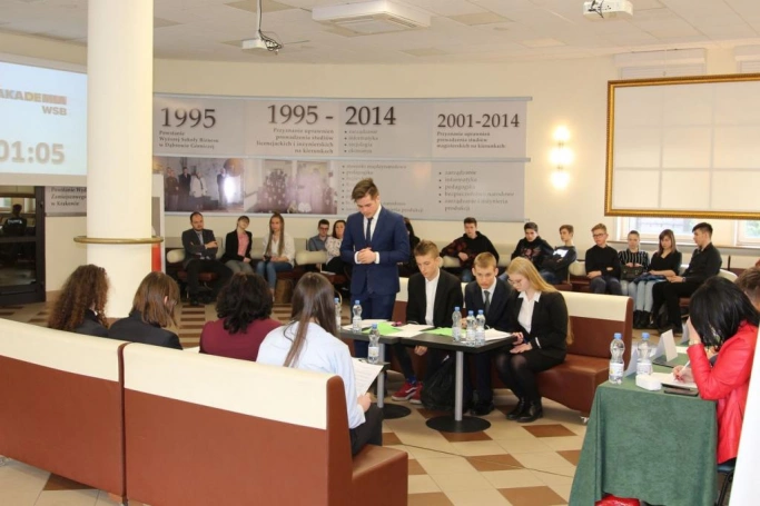 Zdjęcie nr 10 z galerii  Finał IV Turnieju Debat Oksfordzkich. "Złoty Argument 2019" w rękach liceum z Tychów