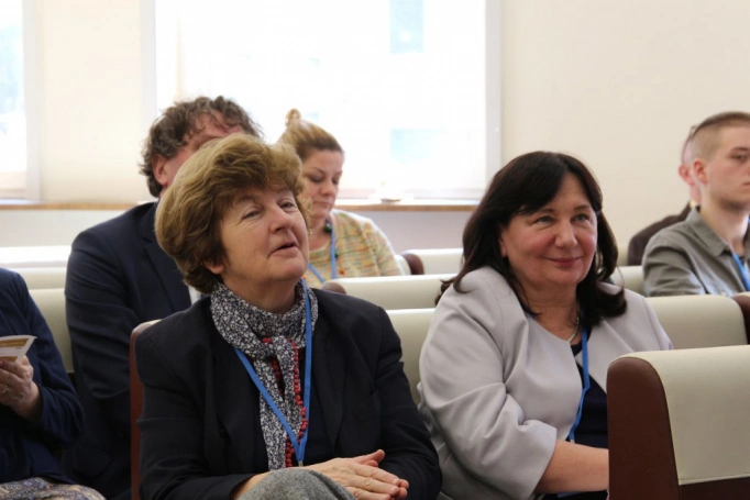 Zdjęcie nr 25 z galerii III Konferencja Naukowa z cyklu „Sukcesy i wyzwania w naukach o zarządzaniu. Od tradycji do współczesności”
