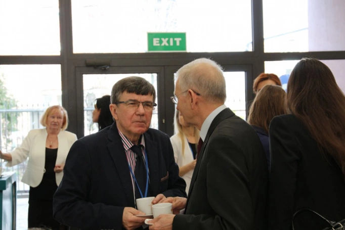 Zdjęcie nr 30 z galerii III Konferencja Naukowa z cyklu „Sukcesy i wyzwania w naukach o zarządzaniu. Od tradycji do współczesności”