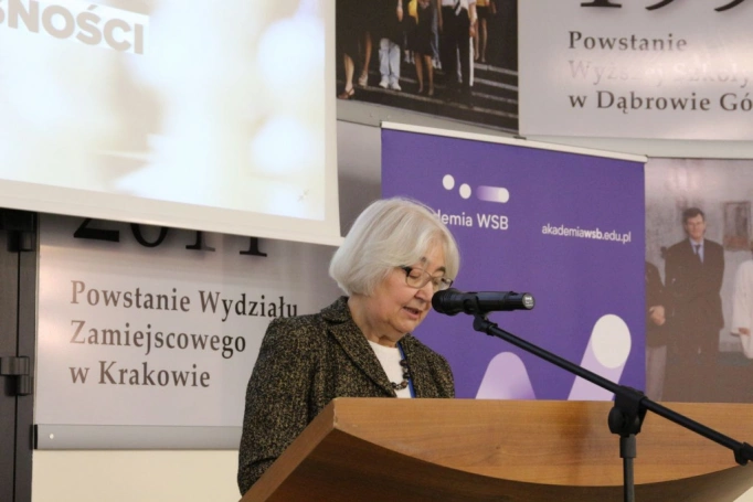 Zdjęcie nr 36 z galerii III Konferencja Naukowa z cyklu „Sukcesy i wyzwania w naukach o zarządzaniu. Od tradycji do współczesności”