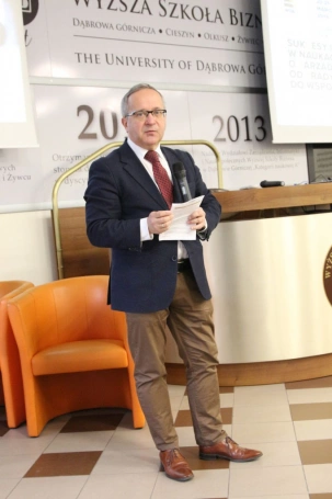 Zdjęcie nr 44 z galerii III Konferencja Naukowa z cyklu „Sukcesy i wyzwania w naukach o zarządzaniu. Od tradycji do współczesności”