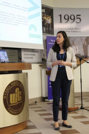 Zdjęcie nr 48 z galerii III Konferencja Naukowa z cyklu „Sukcesy i wyzwania w naukach o zarządzaniu. Od tradycji do współczesności”