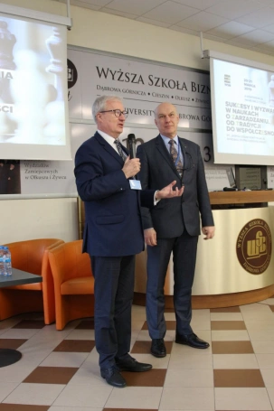 Zdjęcie nr 64 z galerii III Konferencja Naukowa z cyklu „Sukcesy i wyzwania w naukach o zarządzaniu. Od tradycji do współczesności”