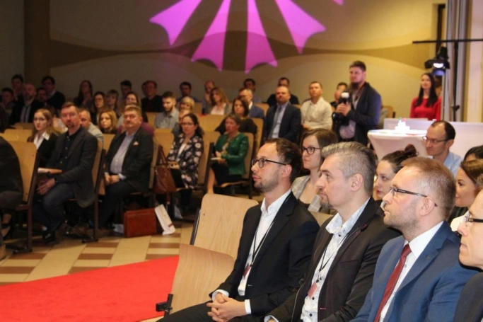 Zdjęcie nr 3 z galerii Eksperci z zakresu Zarządzania Projektami spotkali się w Akademii WSB