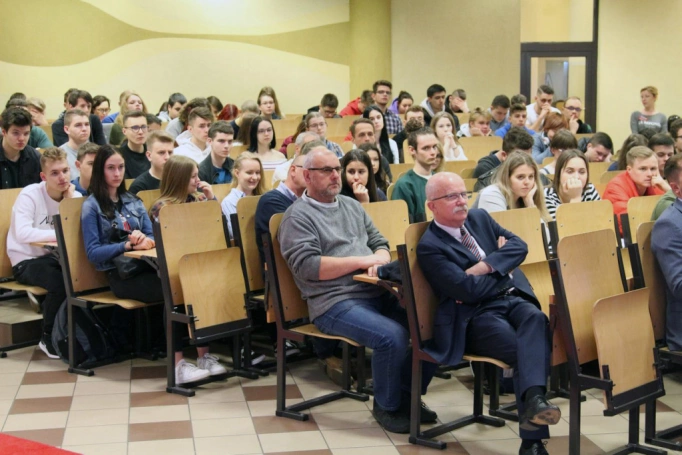 Zdjęcie nr 71 z galerii 15 Festiwal Nauki Akademii WSB